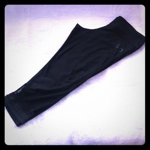 🖤🏃🏻‍♀️Infinity athletic capris, medium🏃🏻‍♀️🖤